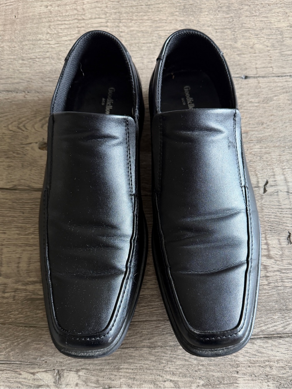 Black Loafers Men’s Size 9.5 Slip On Dress Shoes Classic Smart casual
